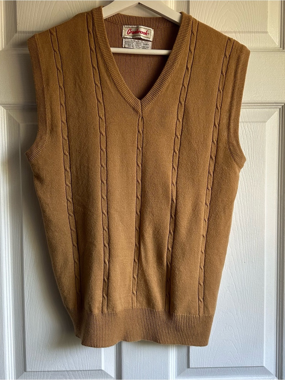 Vintage Camel Cable-Knit V-Neck Sweater Vest